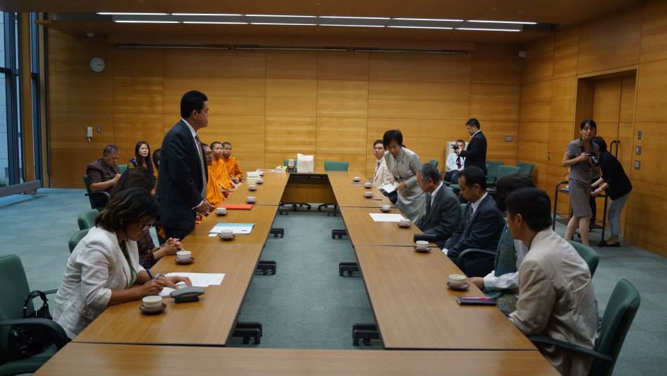 รายงานการเดินทางไปราชการ ณ ประเทศญี่ปุ่น ระหว่างวันที่ 6 – 11 ตุลาคม 2556 โครงการอนุรักษ์บานไม้ประดับมุกศิลปะญี่ปุ่น บานประตูหน้าต่างพระวิหารหลวงวัดราชประดิษฐสถิตมหาสีมาราม