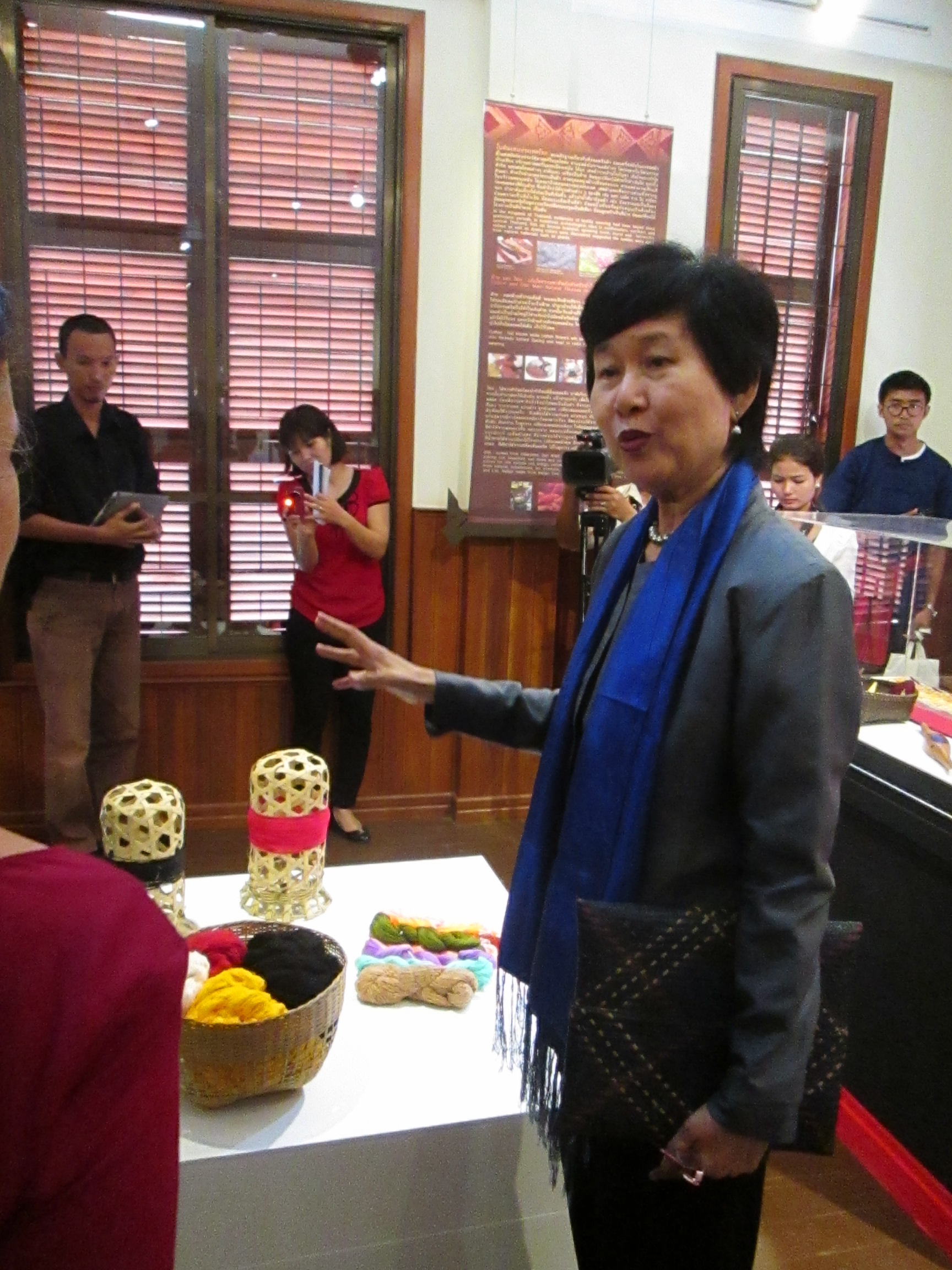 รายงานการเดินทางไปราชการ ณ ราชอาณาจักรกัมพูชา ระหว่างวันที่ 28 – 30 กันยายน 2557 โครงการประชุมคระกรรมการบริหารพิพิธภัณฑ์สิ่งทอดั้งเดิมของเอเชีย ครั้งที่2
