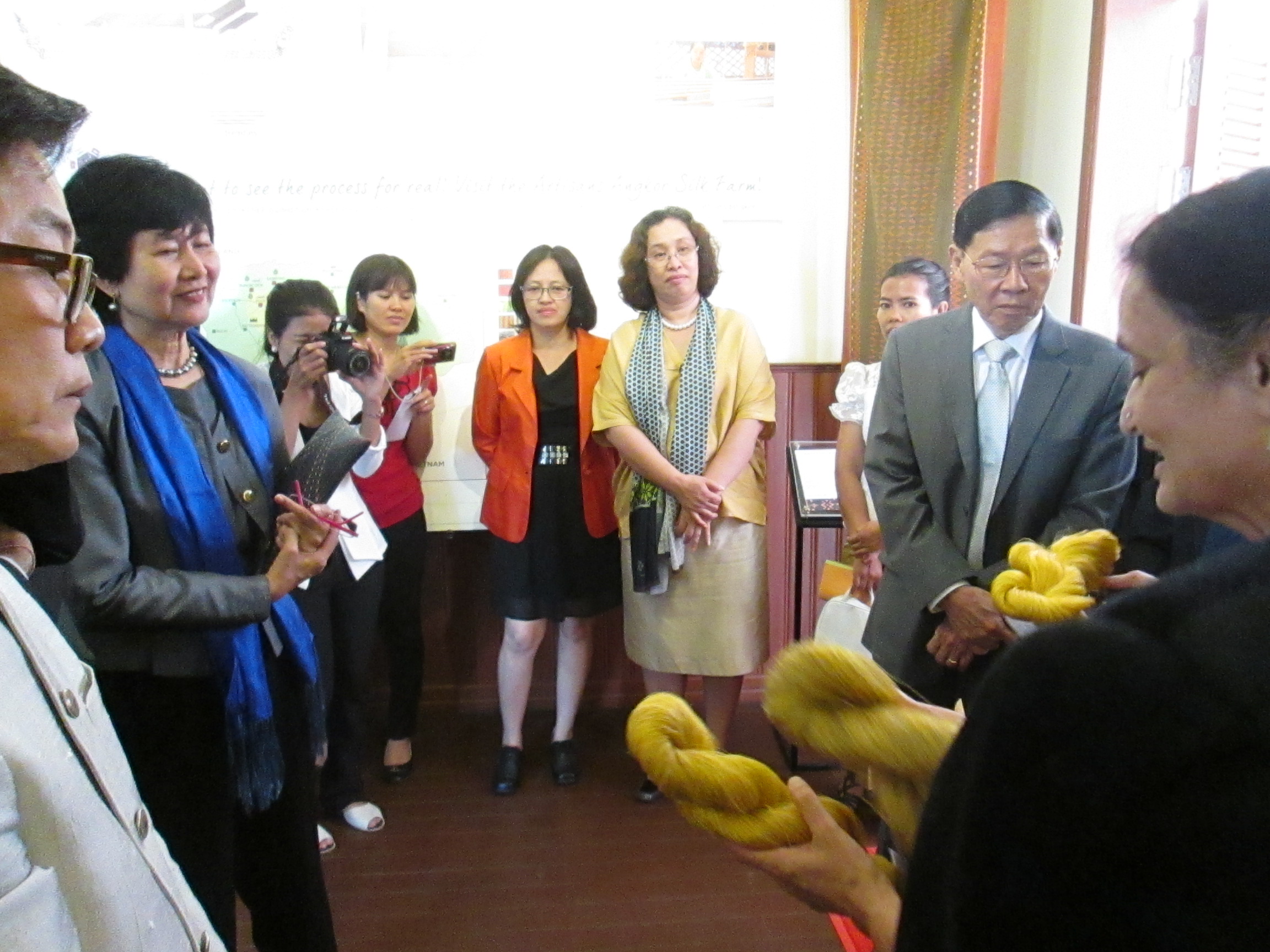 รายงานการเดินทางไปราชการ ณ ราชอาณาจักรกัมพูชา ระหว่างวันที่ 28 – 30 กันยายน 2557 โครงการประชุมคระกรรมการบริหารพิพิธภัณฑ์สิ่งทอดั้งเดิมของเอเชีย ครั้งที่2