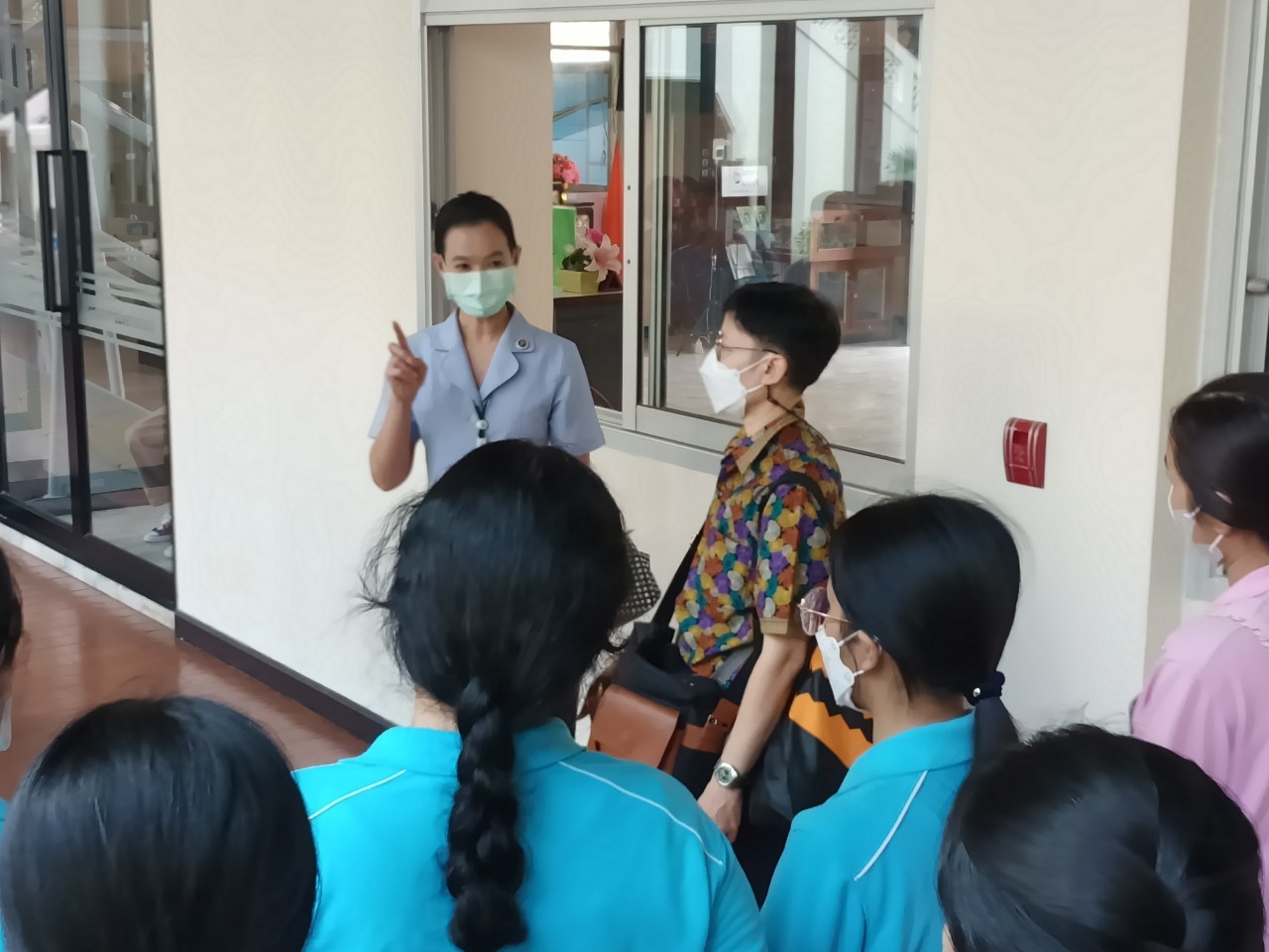 หอสมุดแห่งชาติรัชมังคลาภิเษก จันทบุรี ให้การต้อนรับอาจารย์และนักศึกษา วิทยาลัยพยาบาลพระปกเกล้า จันทบุรี