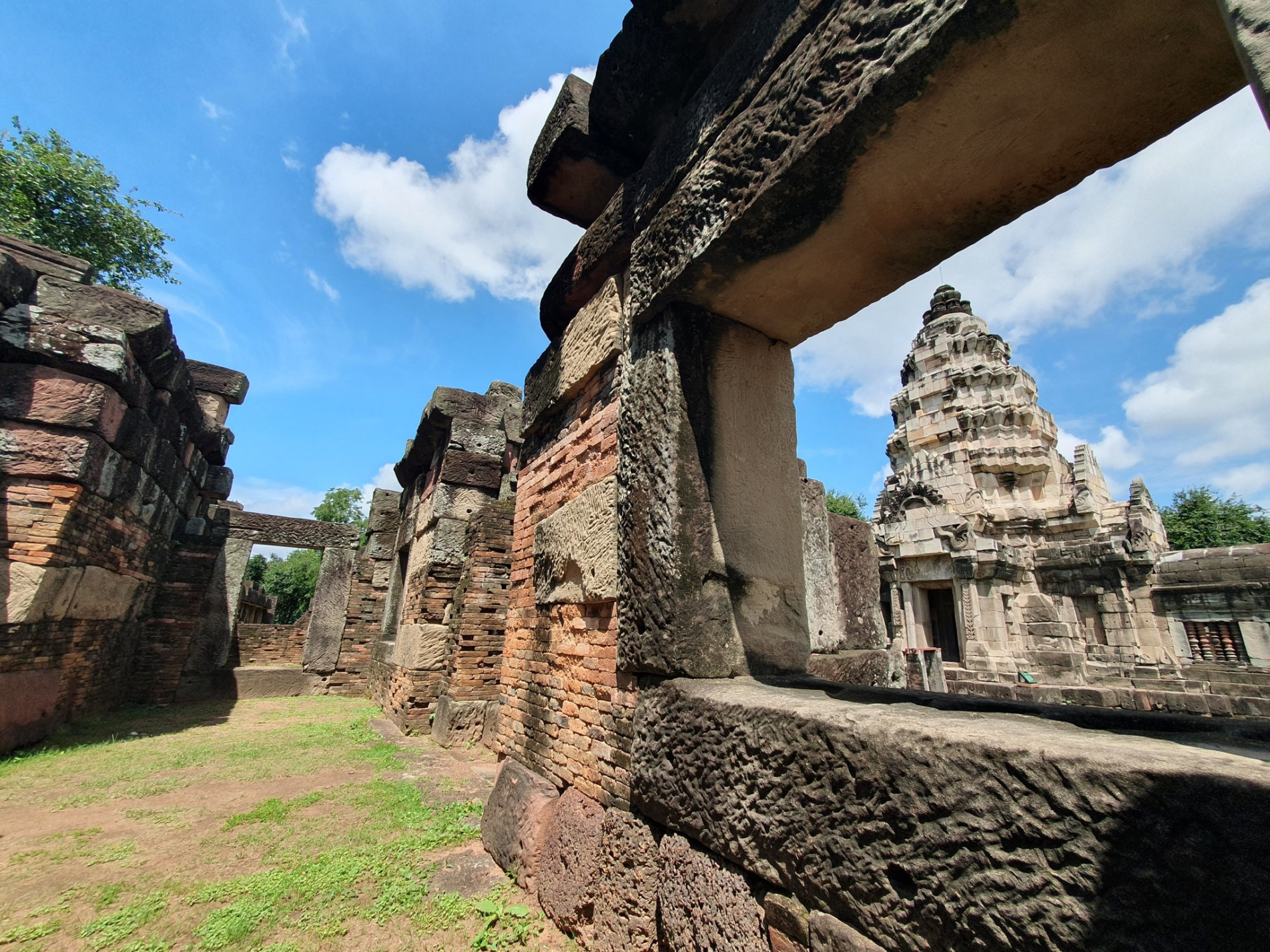 ภาพประกอบ ข่าวประชาสัมพันธ์