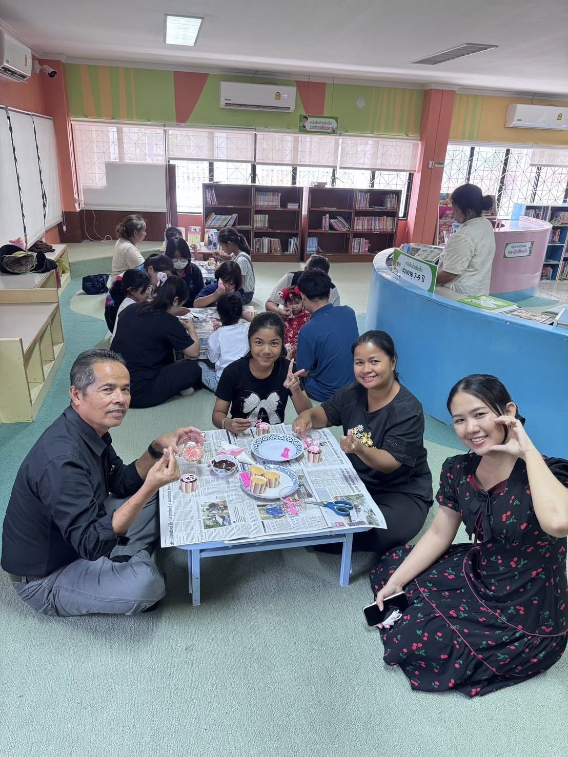 ภาพประกอบ คลังภาพและกิจกรรม