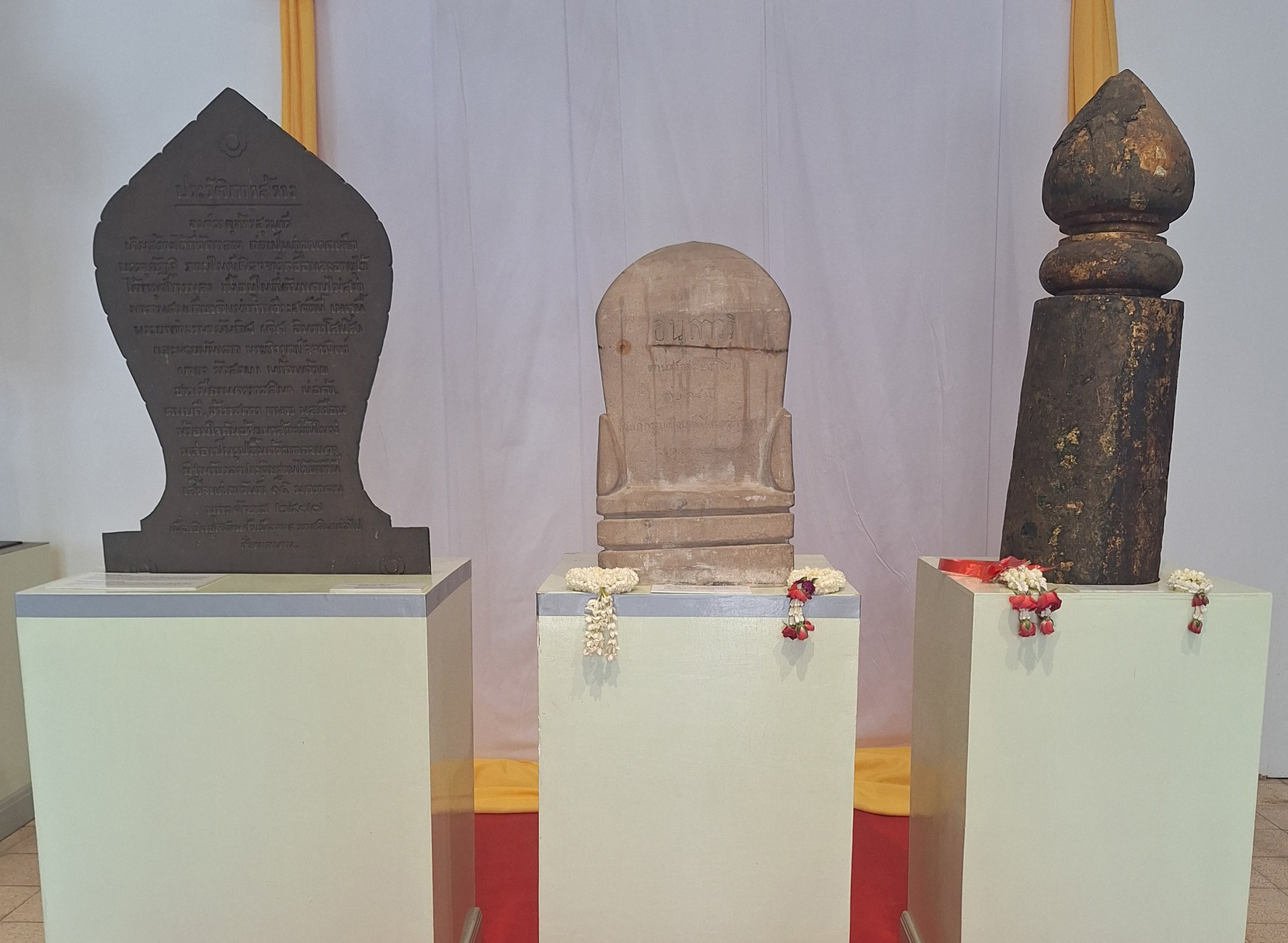 ภาพประกอบ :ขอเชิญชมโบราณวัตถุสำคัญและเรียนรู้เรื่องราวร่องรอยทางประวัติศาสตร์แห่งศรัทธา "ย่าโม"