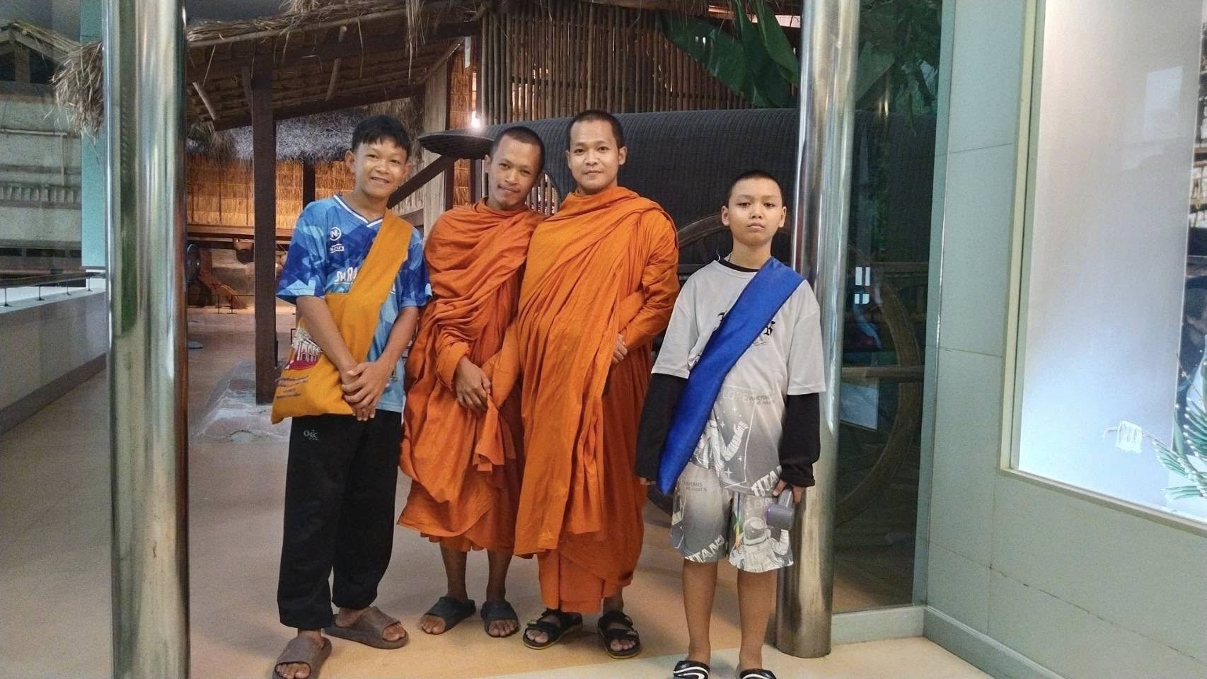 ภาพประกอบ :เปิดให้บริการแก่ประชาชนและนักท่องเที่ยว ระหว่างวันที่ ๒๐-๒๔ พฤษภาคม พ.ศ.๒๕๖๙