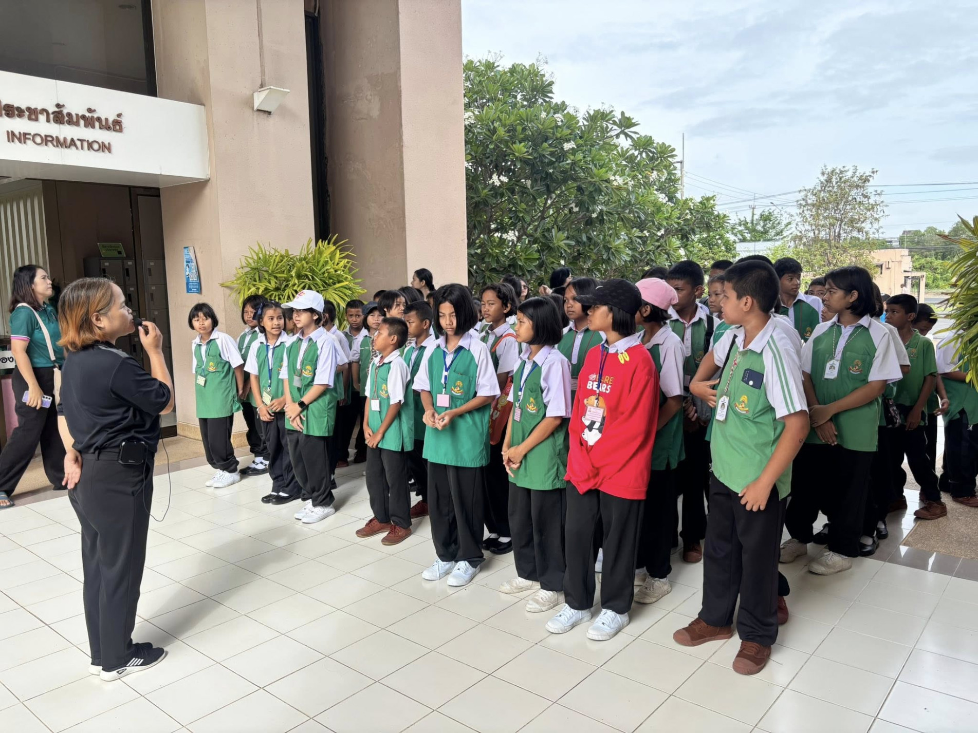 ภาพประกอบ :โรงเรียนบ้านแกใหญ่ ตำบลแกใหญ่ อำเภอเมือง จังหวัดสุรินทร์
