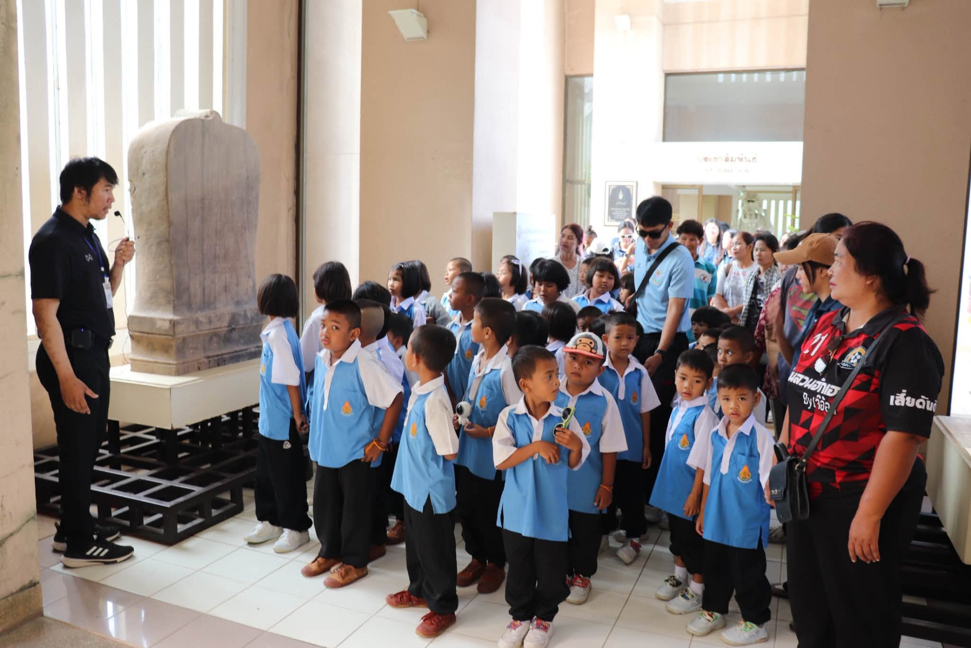 ภาพประกอบ :โรงเรียนเสกวิทยาคม ตำบลตาอ็อง อำเภอเมือง จังหวัดสุรินทร์