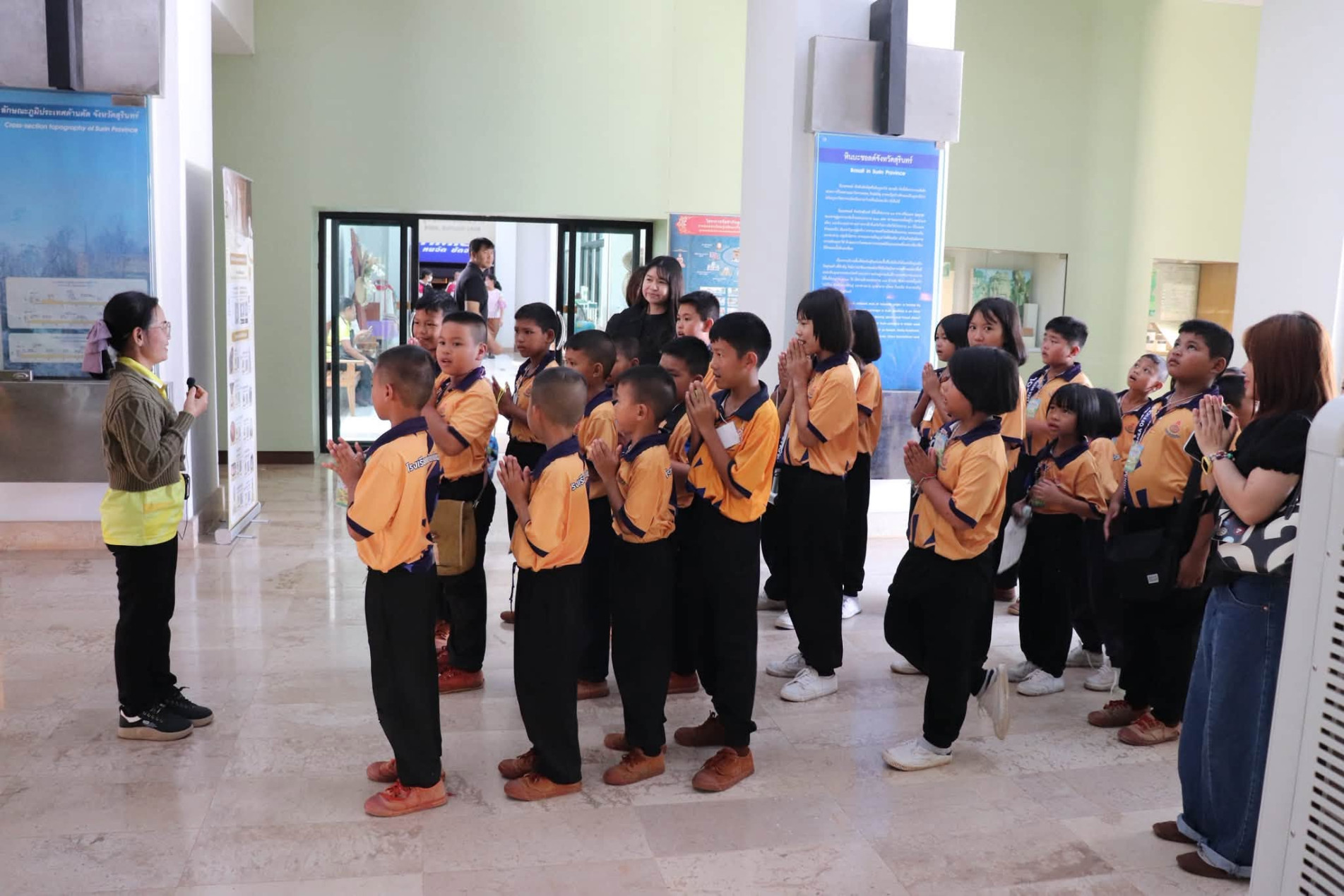 ภาพประกอบ :โรงเรียนบ้านโนนน้อย ตำบลโคกหล่าม อำเภออุทุมพรพิสัย จังหวัดศรีสะเกษ