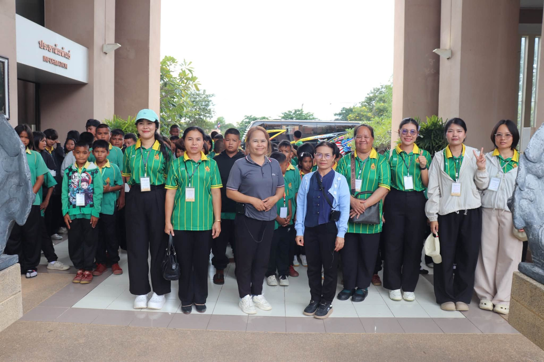 ภาพประกอบ :โรงเรียนสหมิตรวิทยา ตำบลสะกาด อำเภอสังขะ จังหวัดสุรินทร์